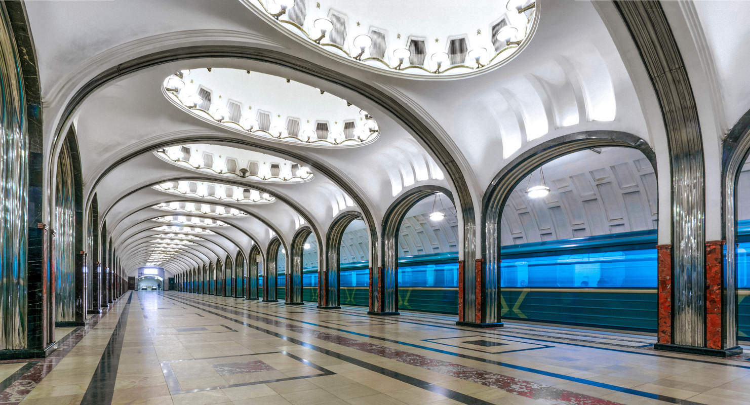 Станция Маяковская Москва