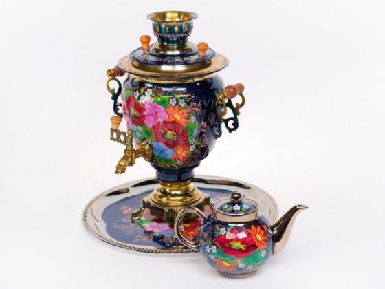 Ancienne théière chaude douillette à thé russe poupée art